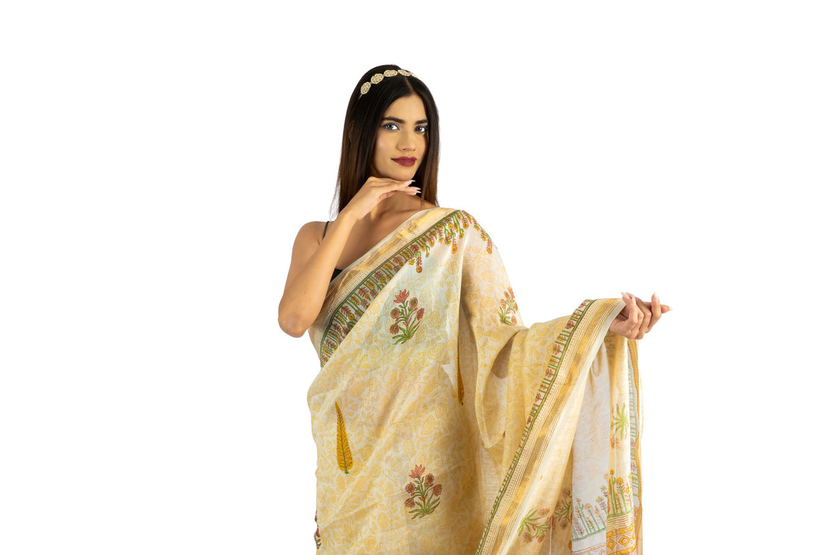Shubhra saree