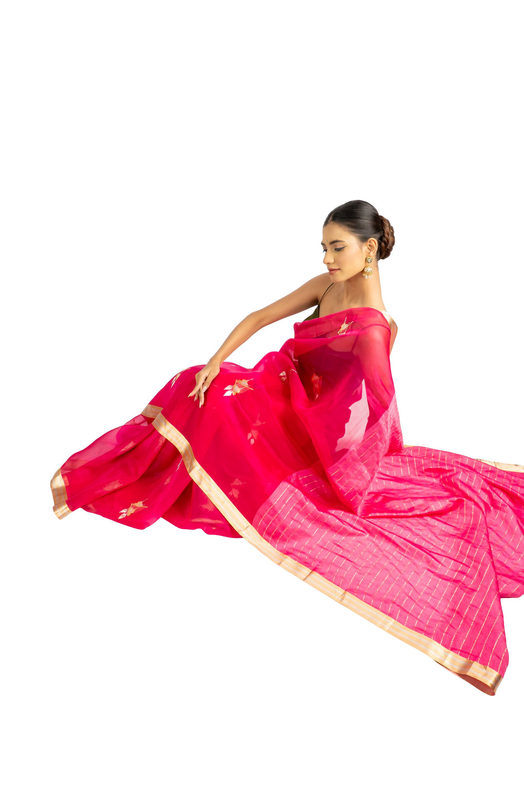 Roshanara saree