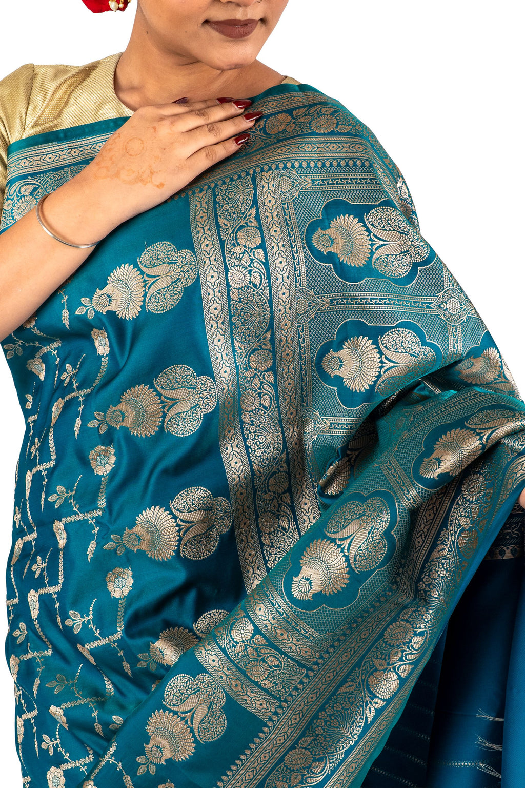 Indraneel saree
