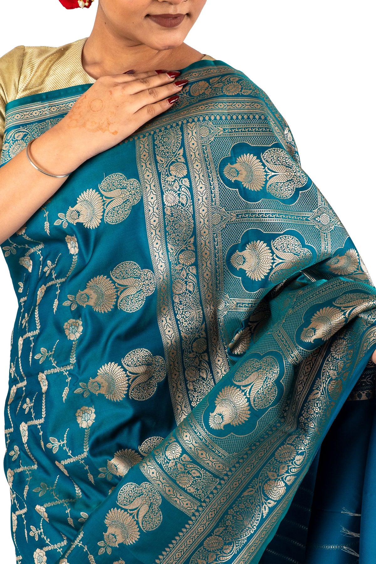 Indraneel saree