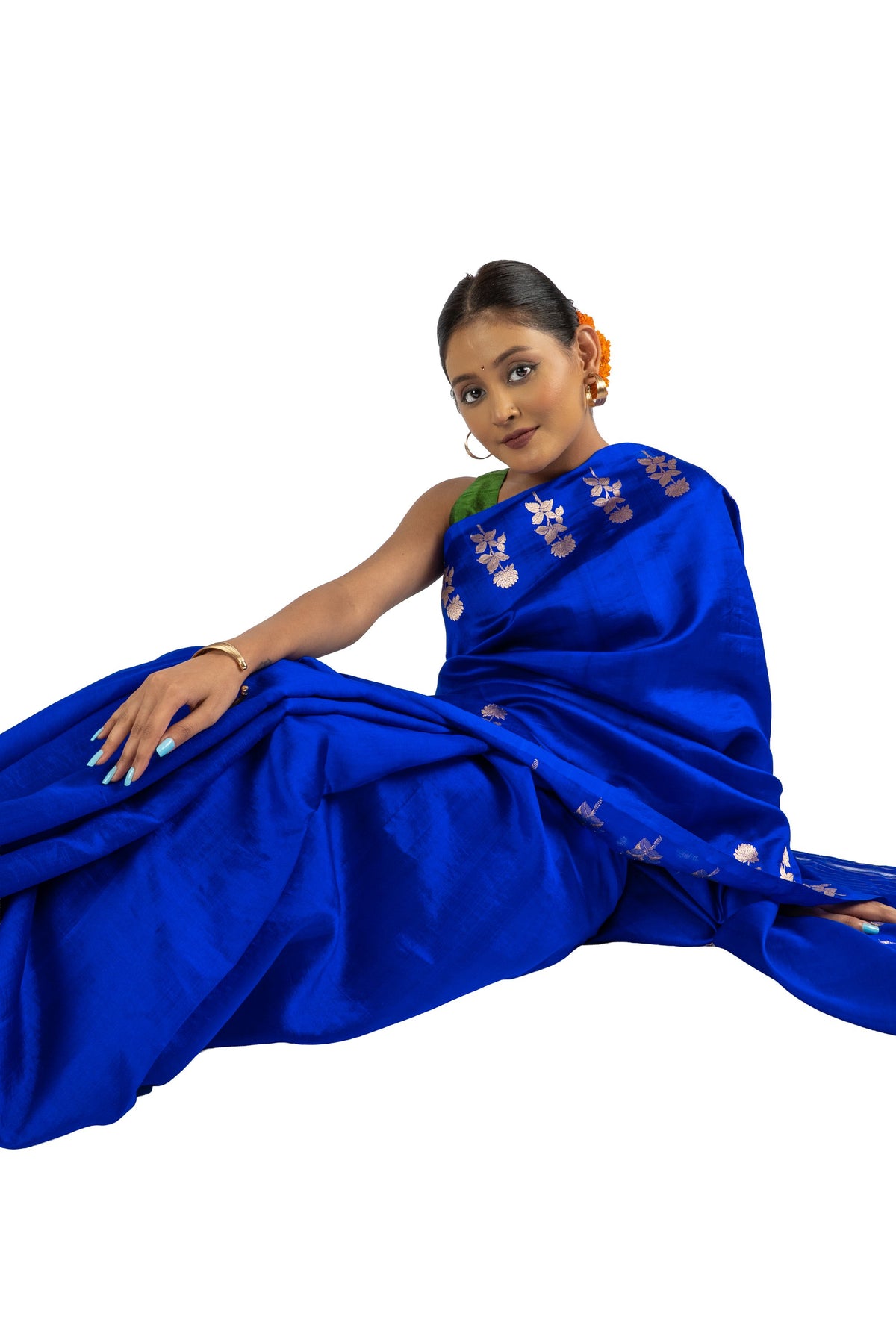 Nilambari saree