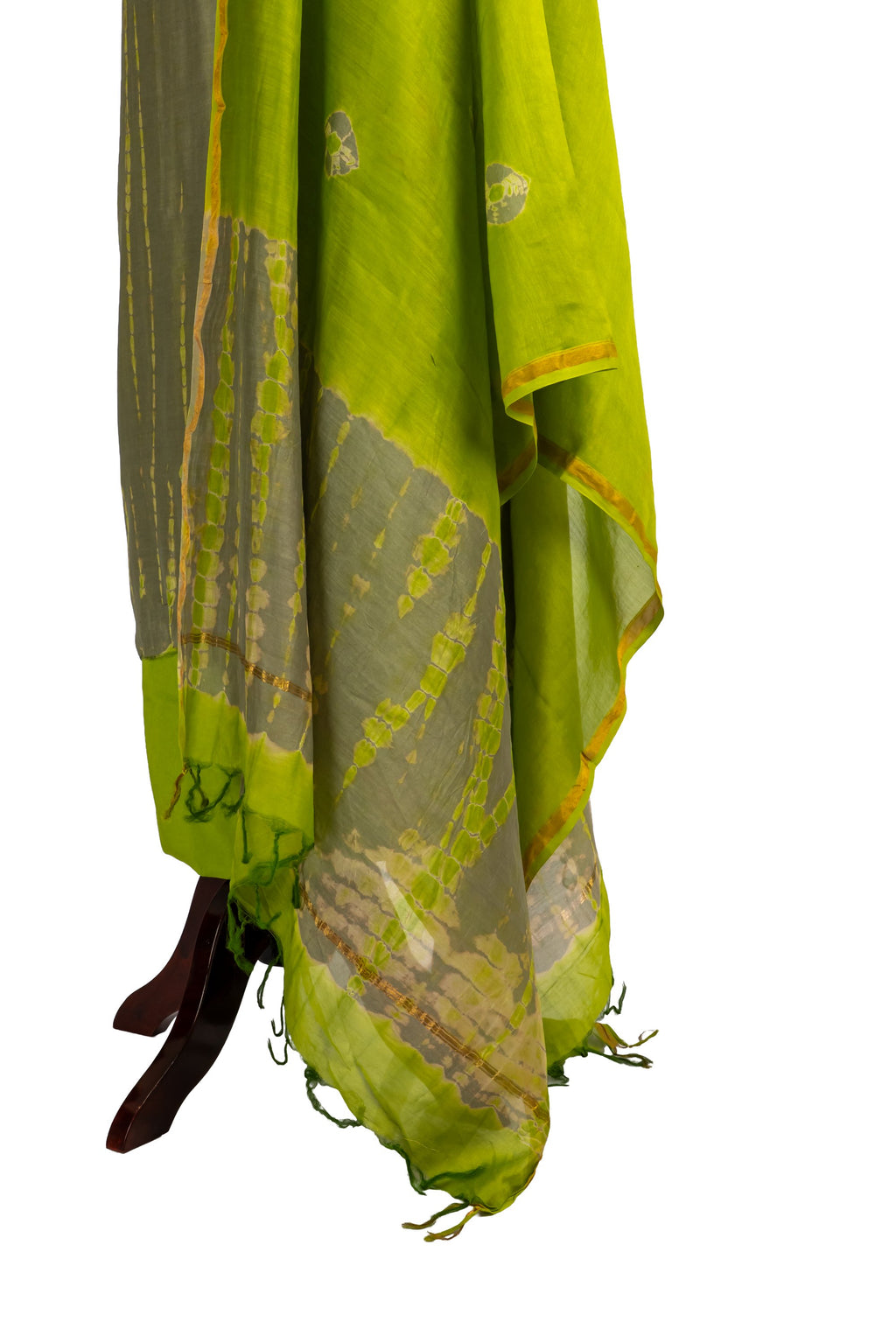 Pravisha suit